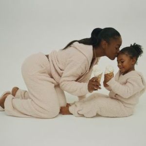 NWOT-COZY KNIT ZIP UP HOODIE AND PANTS SET